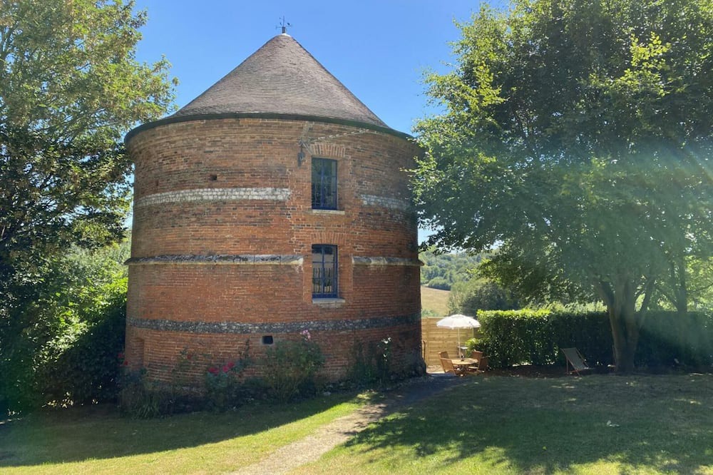 Photo of Outdoor in Ernemont-sur-Buchy