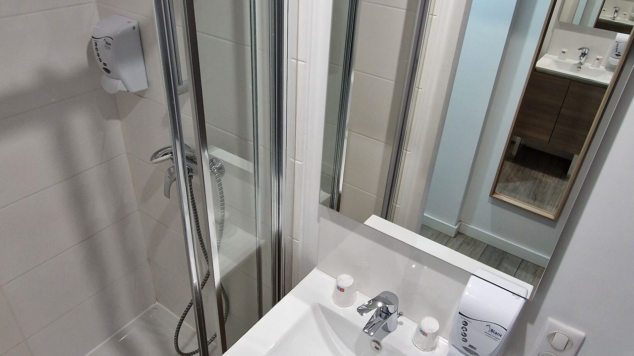 Photo of Bathroom in Sete