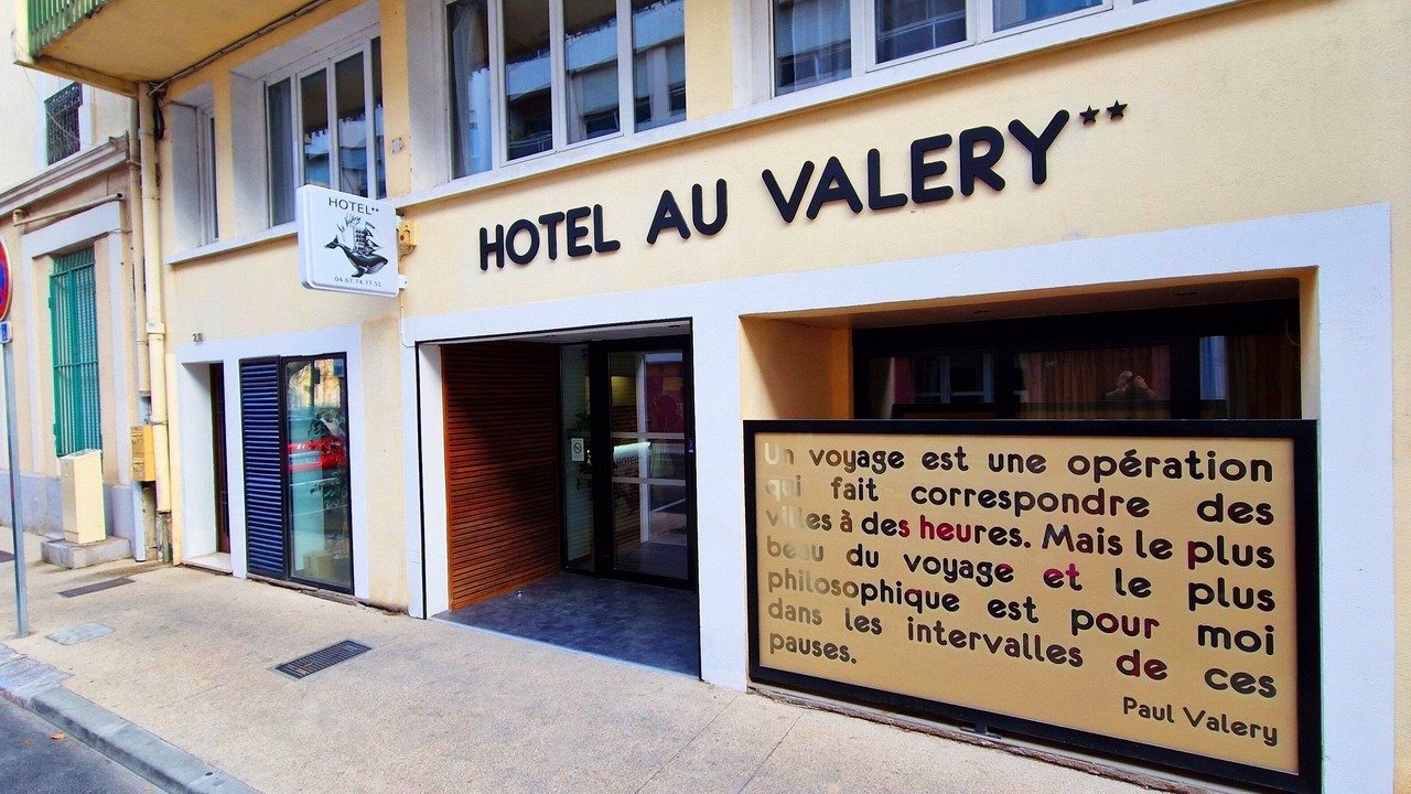 Photo of Buildings in Sete