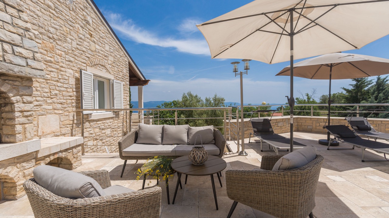 Photo of Patio Balcony in Ripenda Kosi