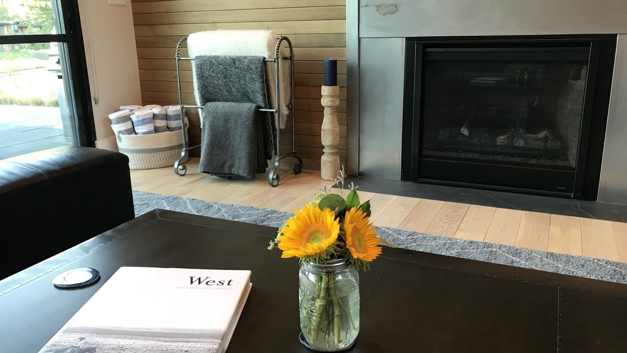 Photo of Livingroom in Hoback Junction