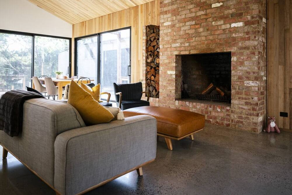 Photo of Livingroom in Red Hill