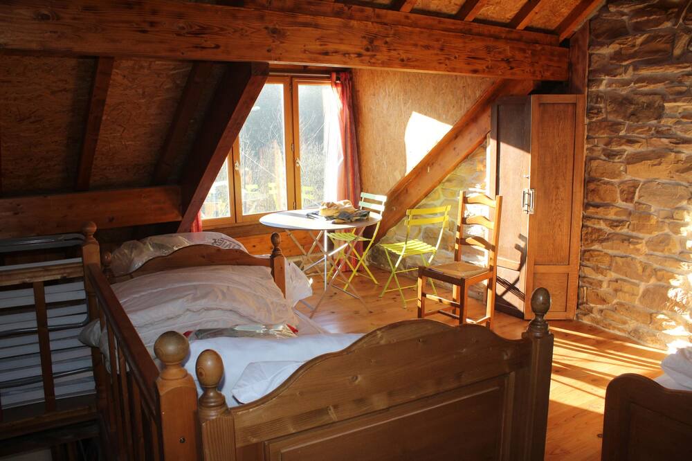 Photo of Bedroom in Beaudean