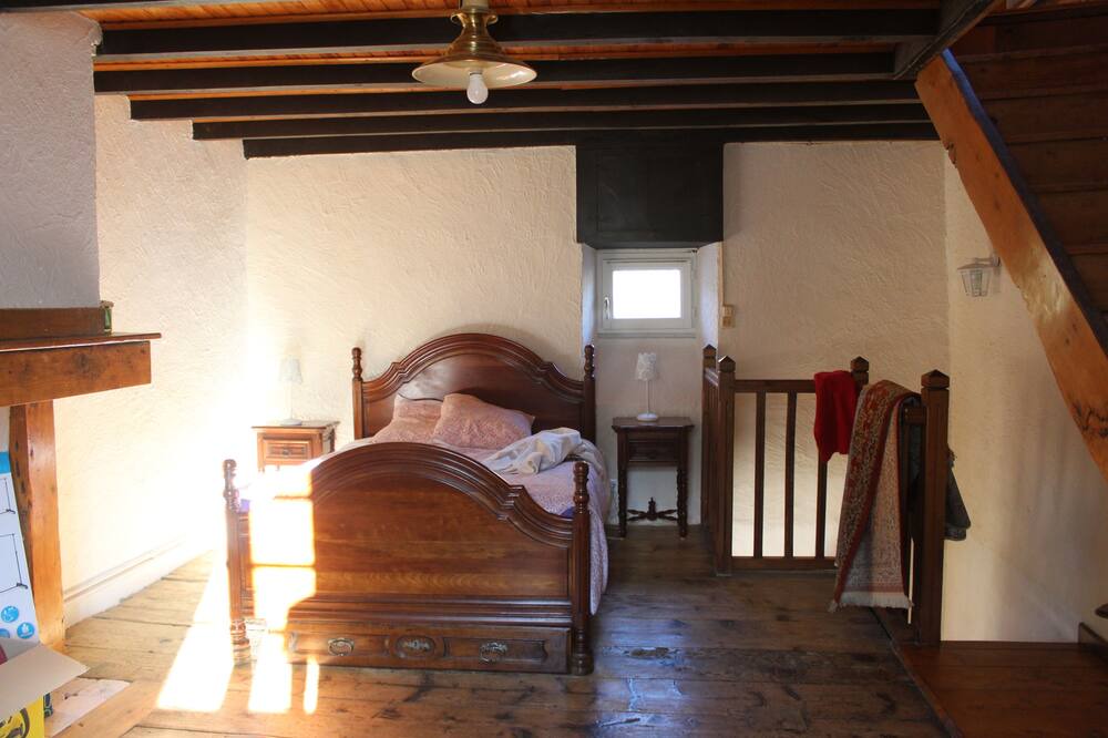 Photo of Bedroom in Beaudean