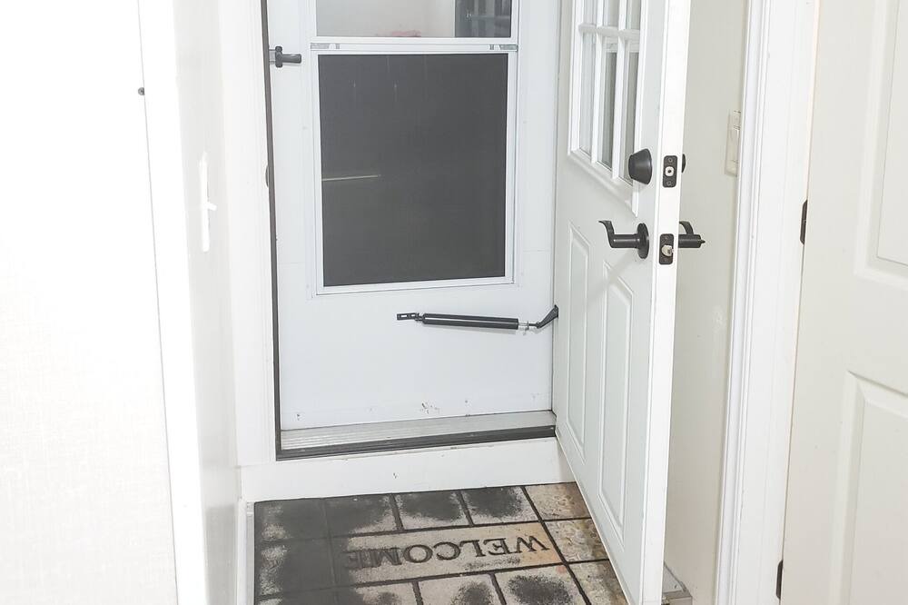 Photo of Bedroom in Niskayuna