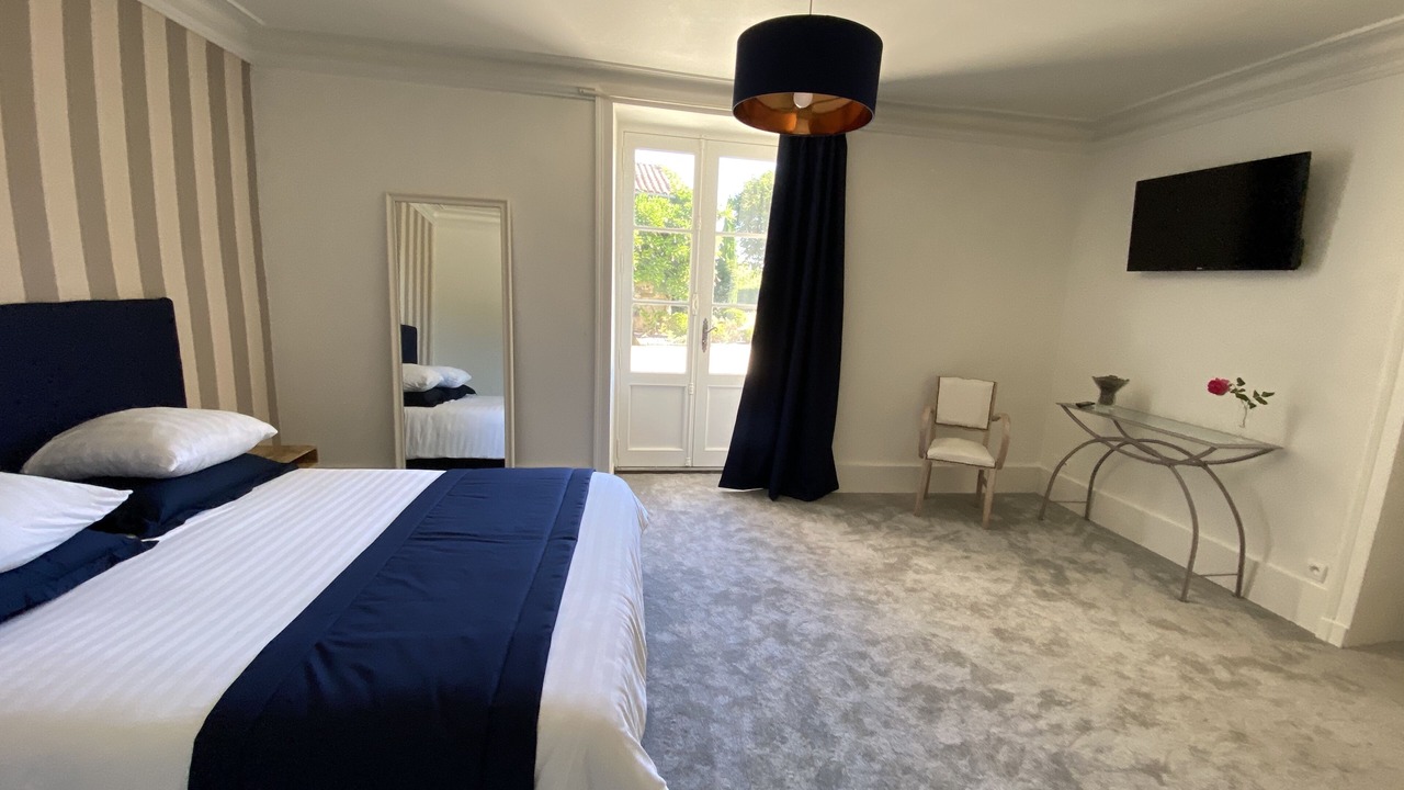Photo of Bedroom in Saint-Georges-de-Montaigu