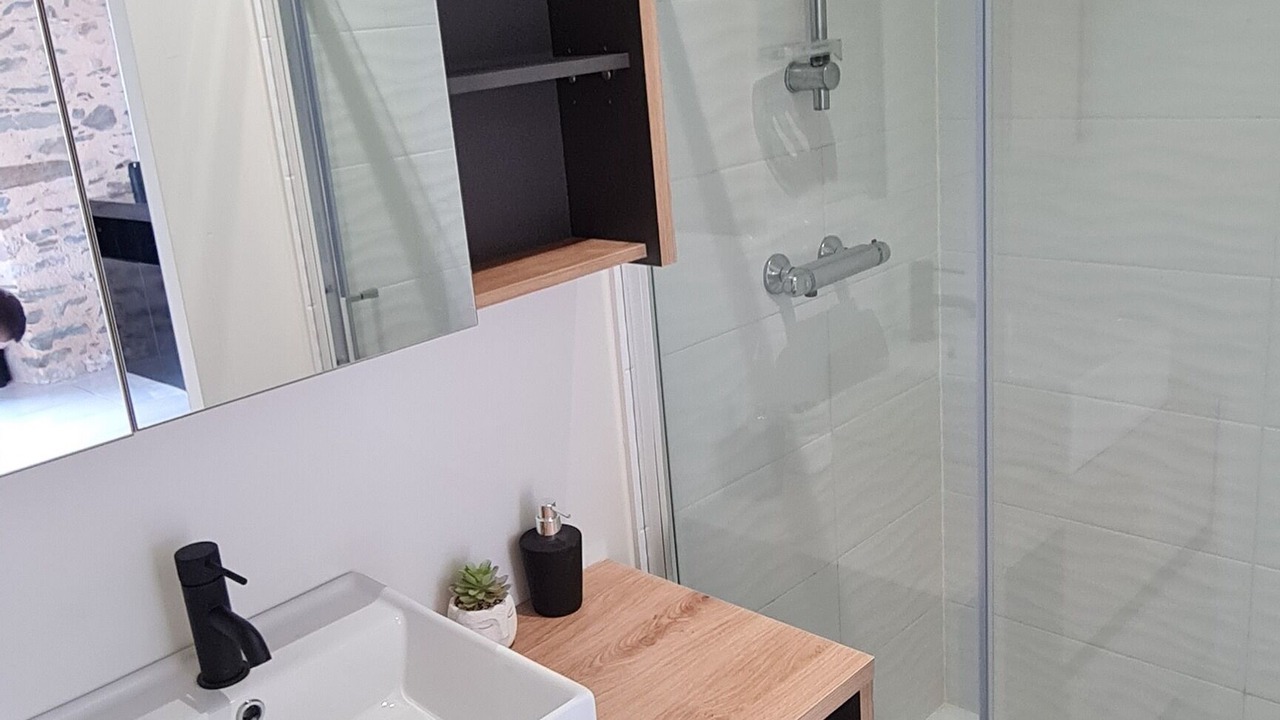 Photo of Bathroom in Saint-Georges-de-Montaigu