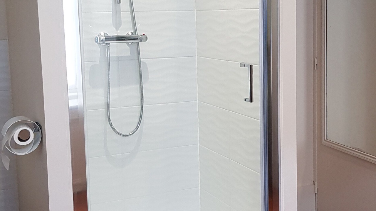 Photo of Bathroom in Saint-Georges-de-Montaigu