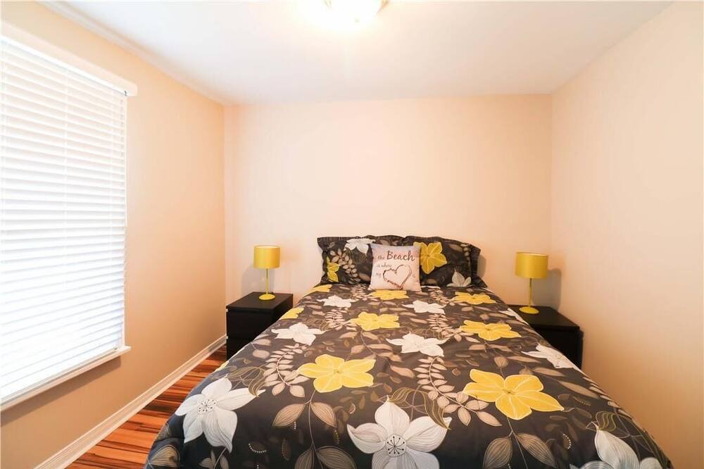 Photo of Bedroom in Port Dover