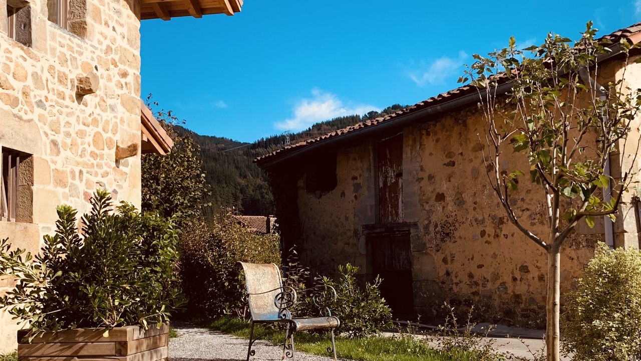 Photo of Outdoor in Garai