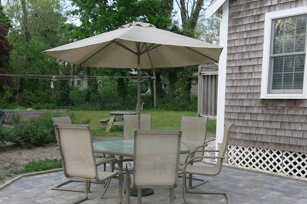 Photo of Patio Balcony in Campground Landing