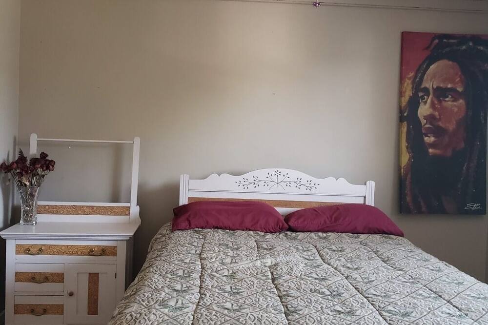 Photo of Bedroom in Belleville