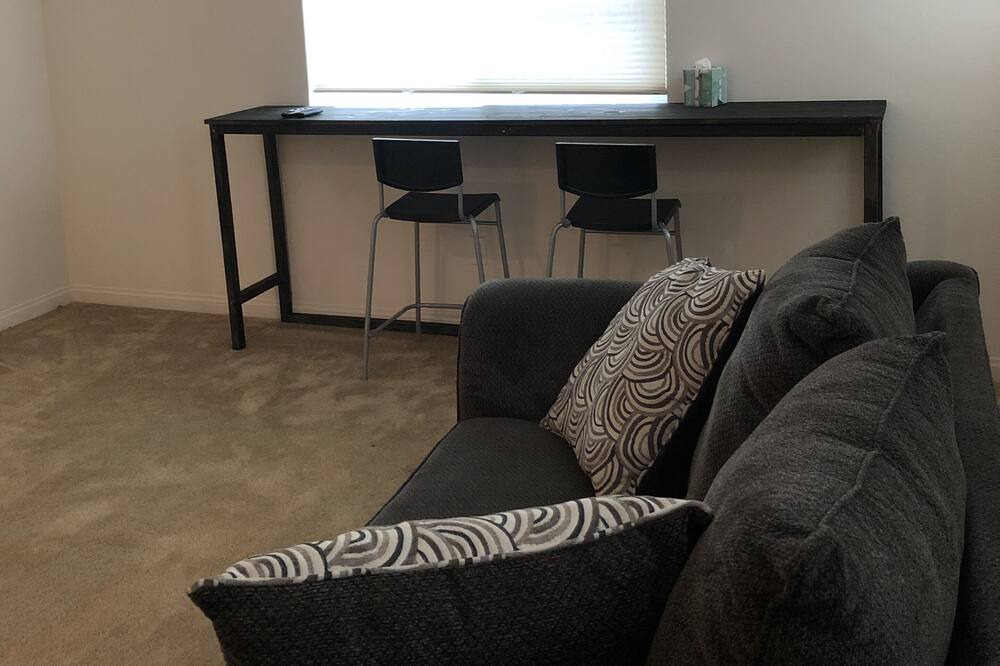 Photo of Livingroom in Otay Ranch