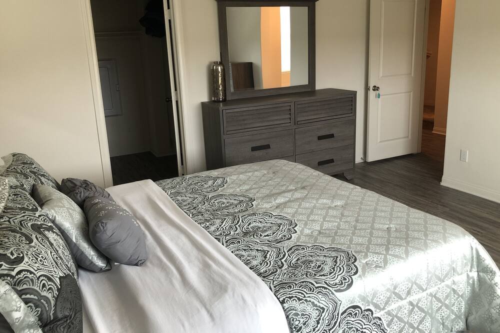 Photo of Bedroom in Otay Ranch