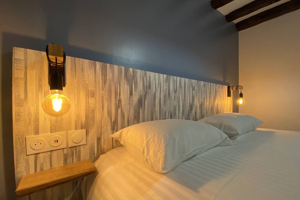 Photo of Bedroom in Saint-Hilaire-Saint-Florent