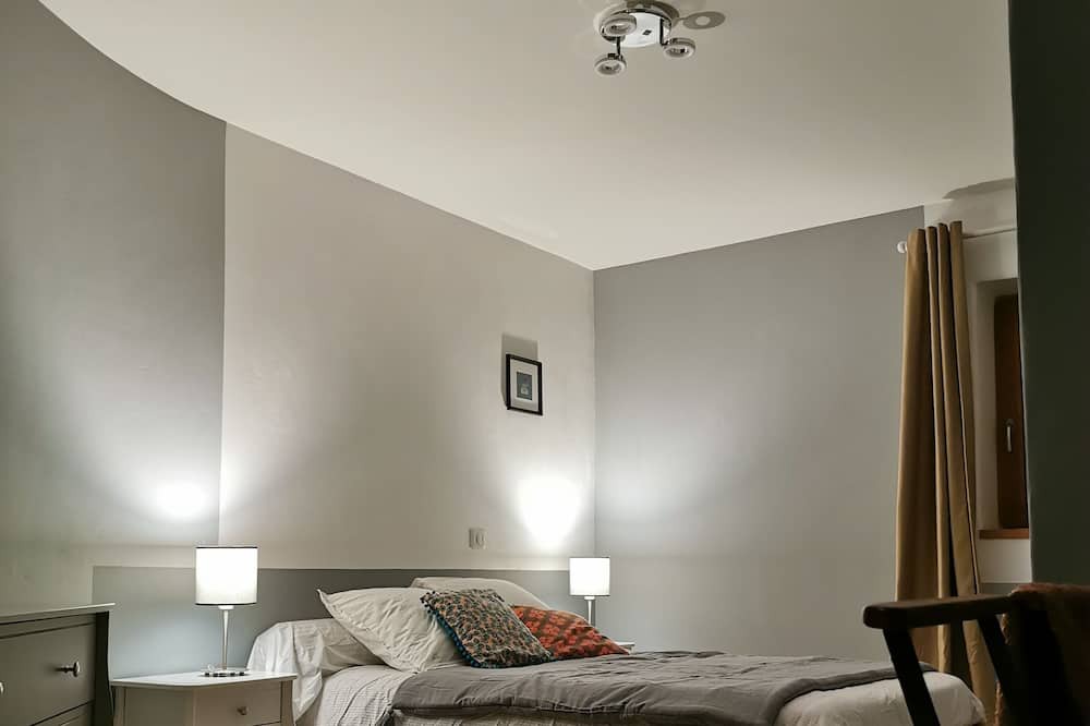 Photo of Bedroom in Quezac