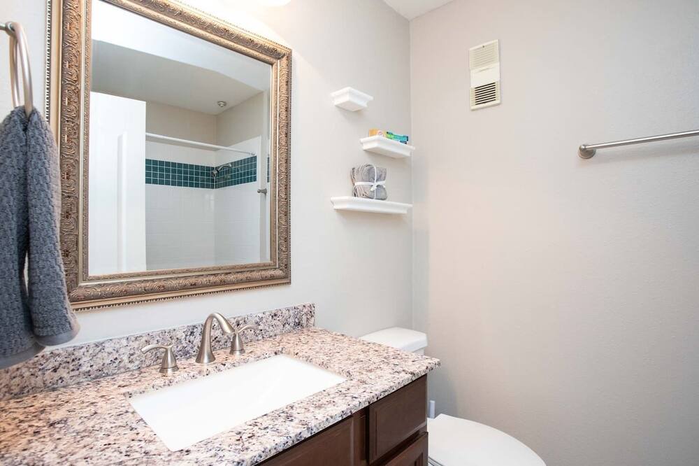 Photo of Bathroom in Shepherd Mountain
