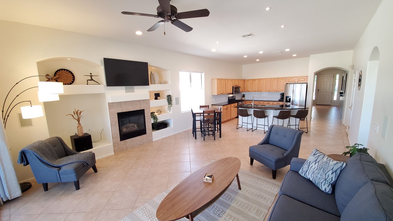 Photo of Livingroom in Legacy