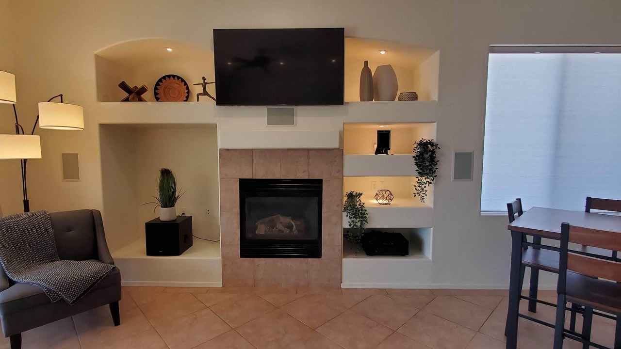 Photo of Livingroom in Legacy