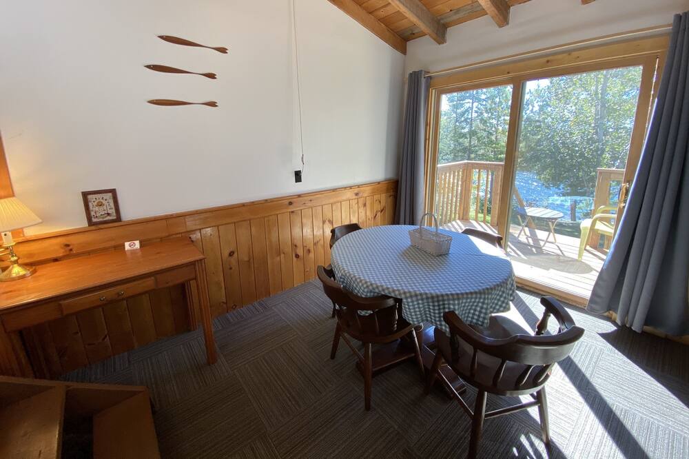 Photo of Kitchen in Sioux Narrows Nestor Falls