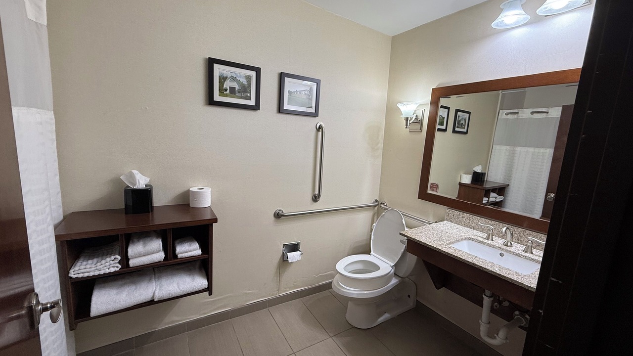 Photo of Bathroom in Pulaski