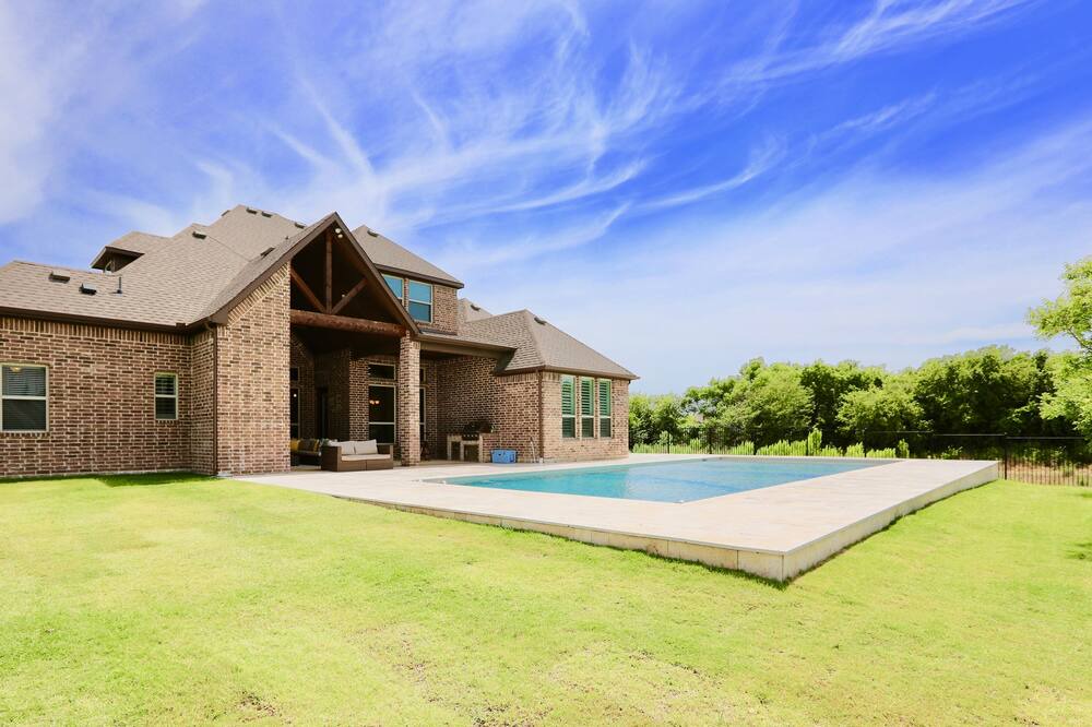 Photo of Others in Keller