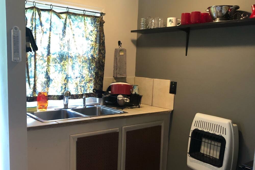 Photo of Kitchen in White Lake