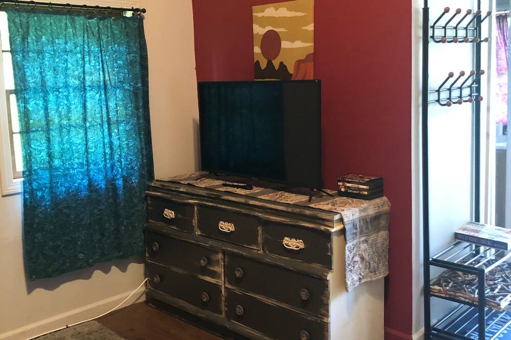 Photo of Bedroom in White Lake