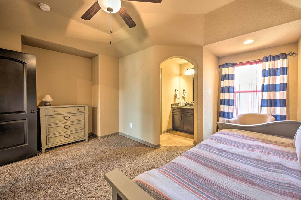 Photo of Bedroom in Schertz