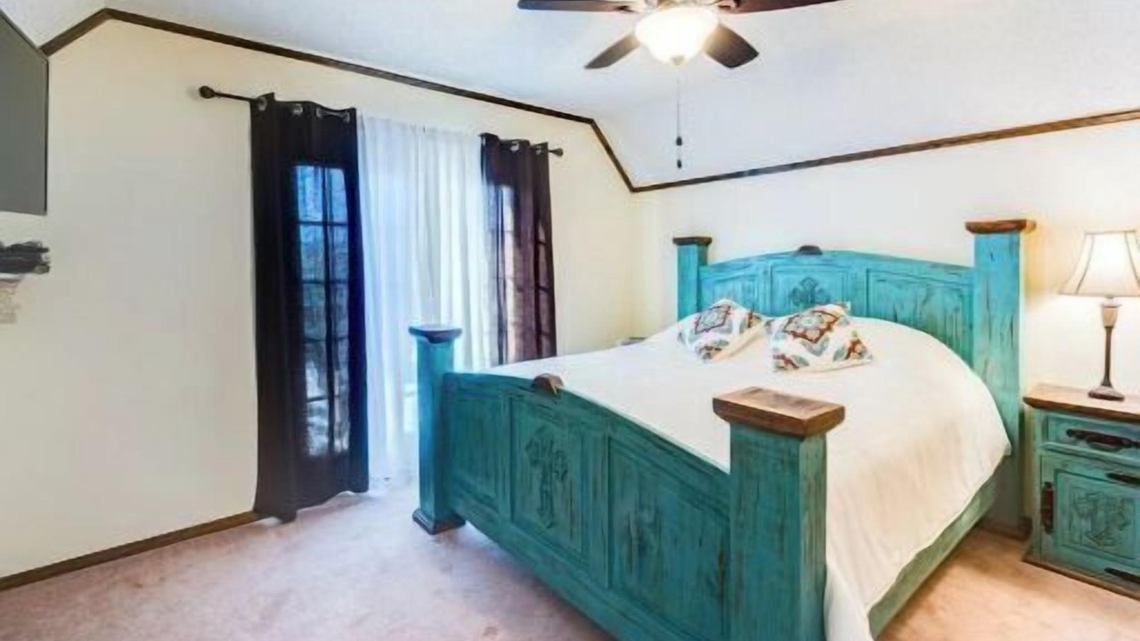 Photo of Bedroom in Cecil