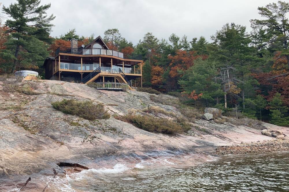 Photo of Outdoor in Carling