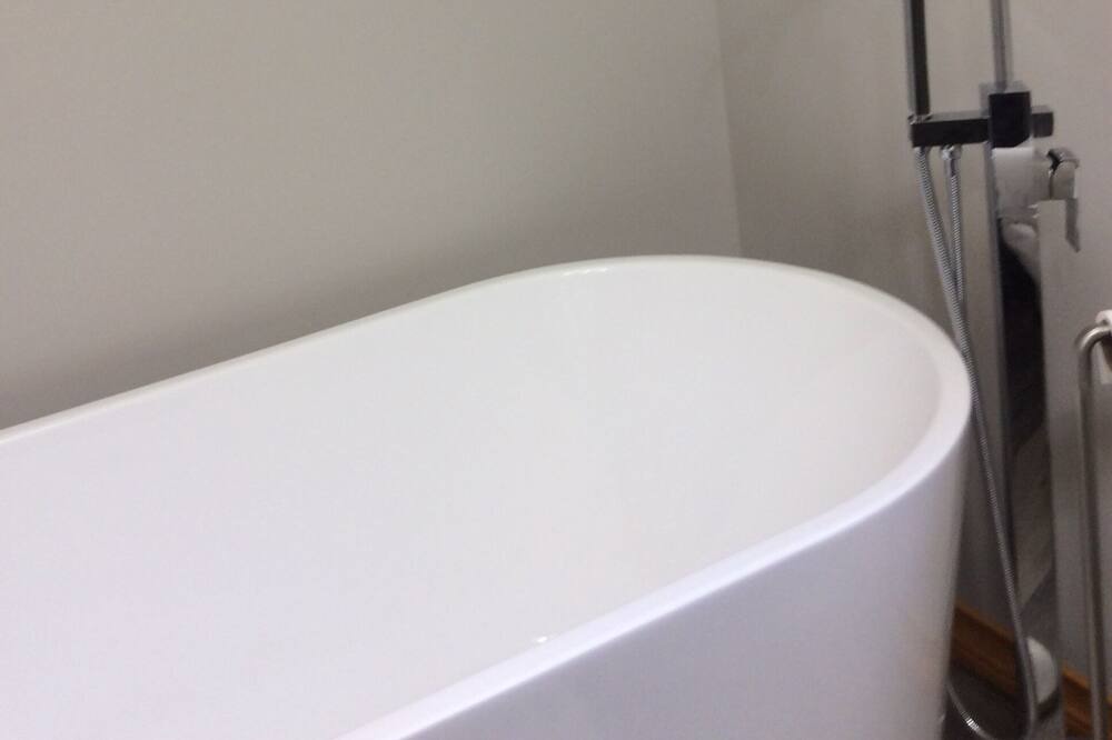 Photo of Bathroom in Carling