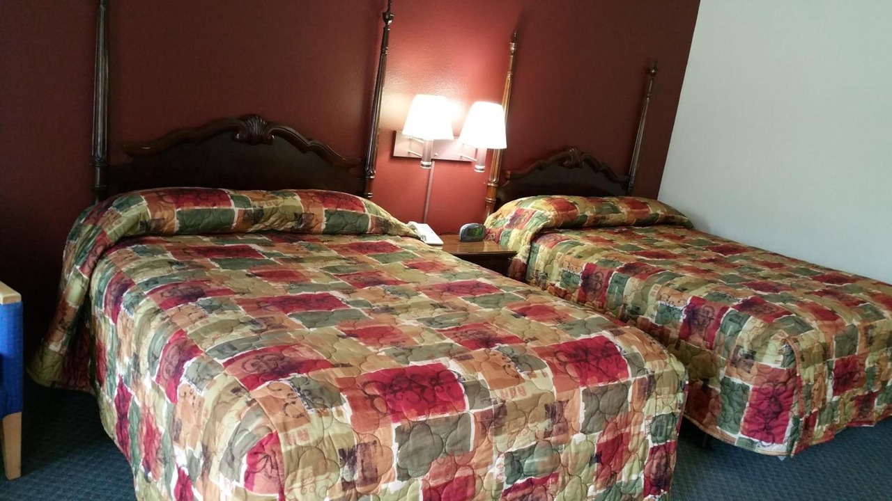 Photo of Others in Monticello