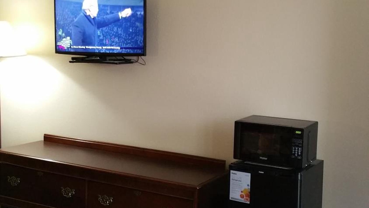 Photo of Others in Monticello