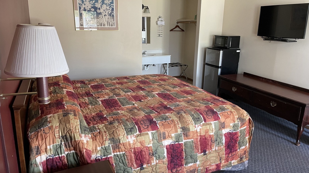 Photo of Bedroom in Monticello