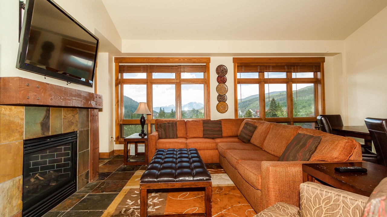 Photo of Bedroom in River Run