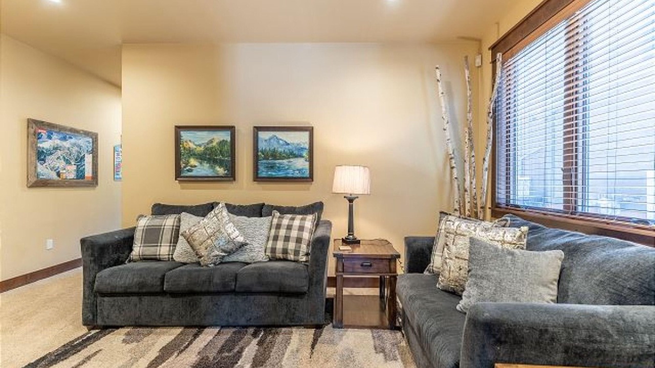 Photo of Bedroom in River Run