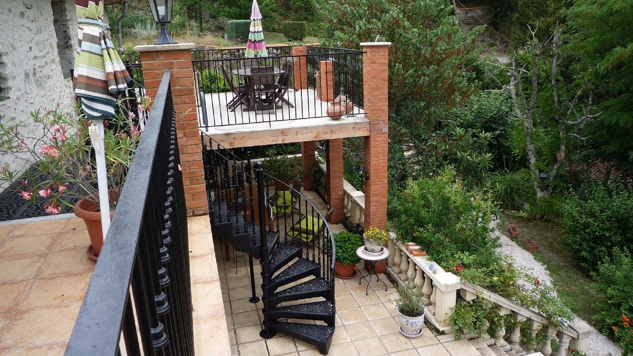 Photo of Outdoor in Reynes