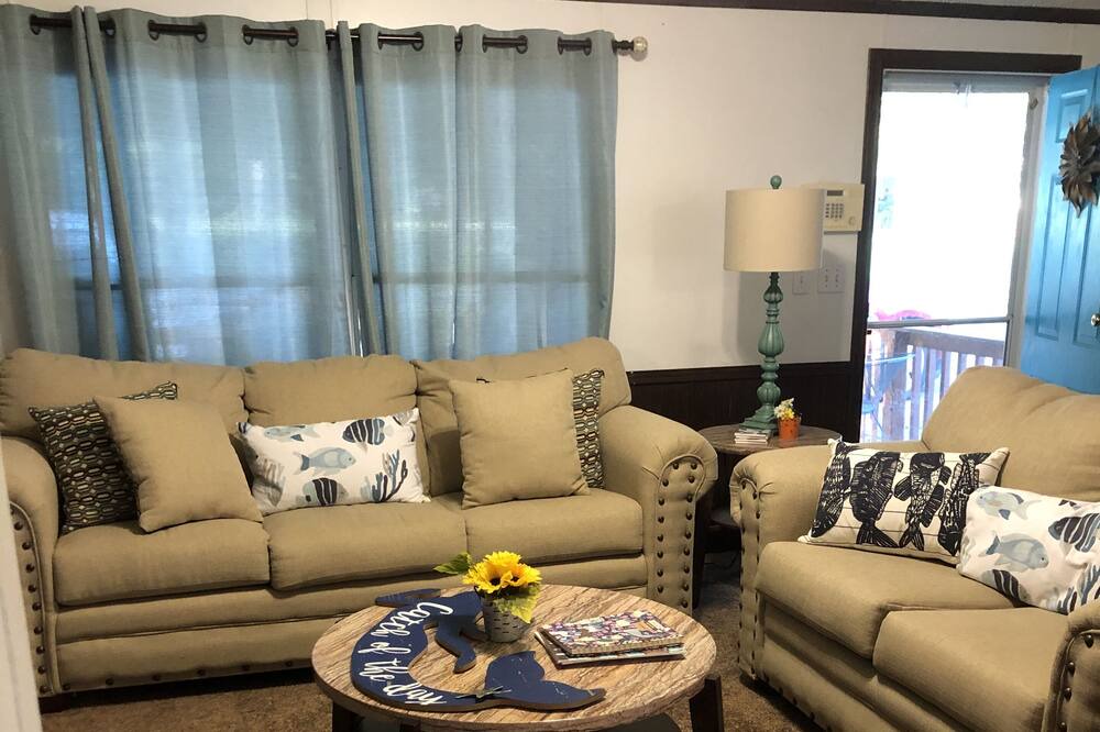 Photo of Livingroom in Wagoner