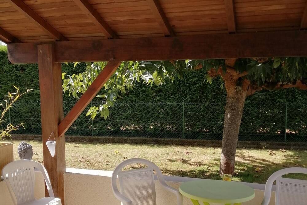 Photo of Patio Balcony in Le Passage