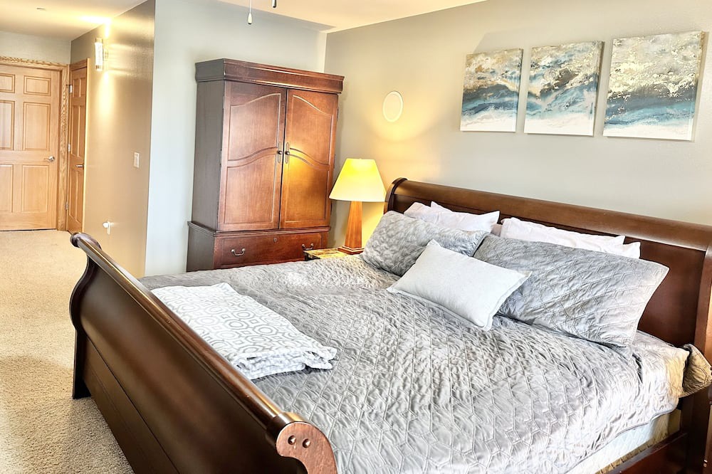 Photo of Bedroom in Arkdale