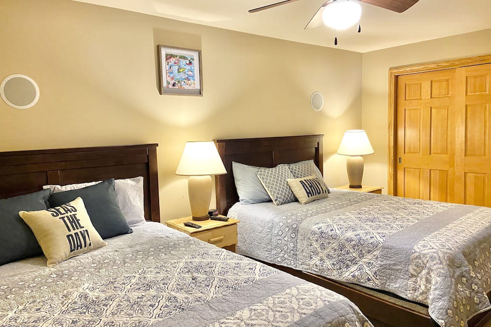 Photo of Bedroom in Arkdale