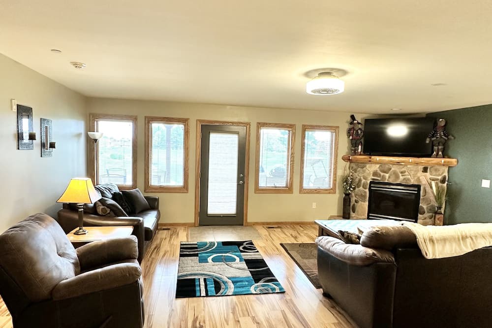 Photo of Livingroom in Arkdale