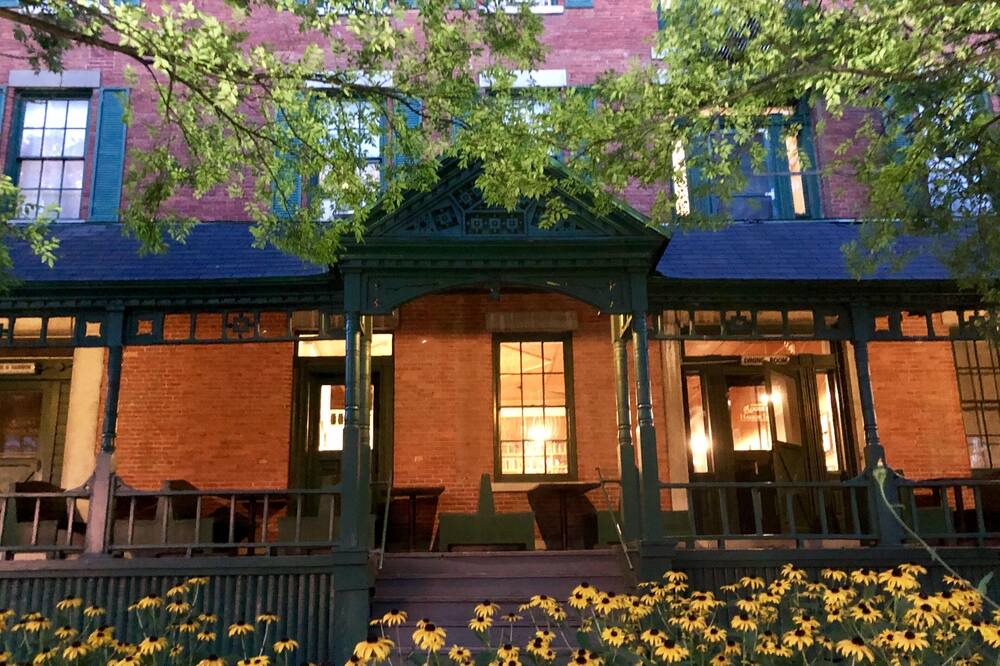 Photo of Others in Lansing