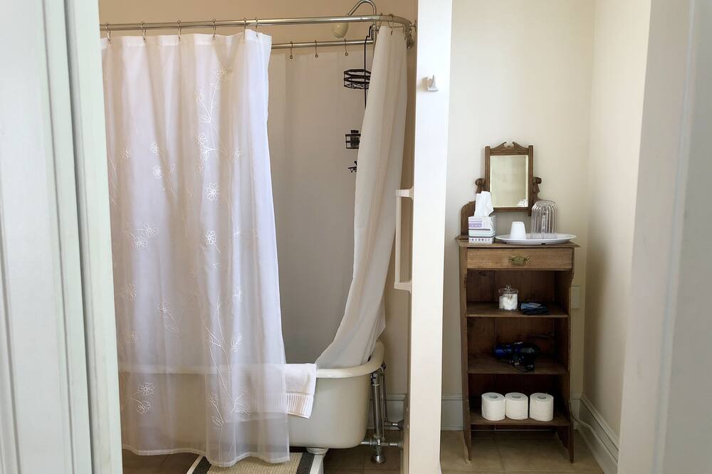 Photo of Others in Lansing