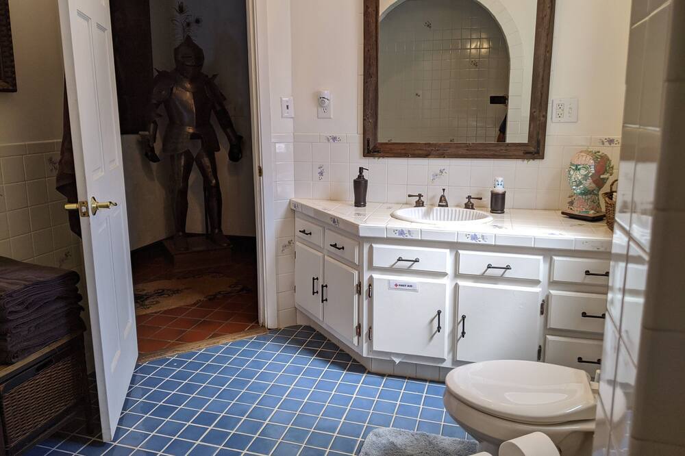 Photo of Bathroom in Saint Mary