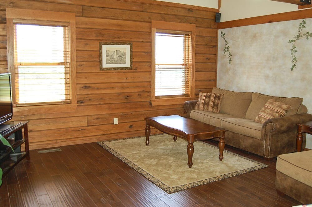 Photo of Bedroom in Horseshoe Bend