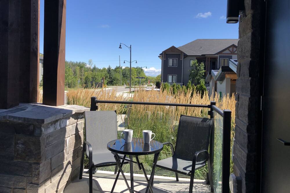 Photo of Patio Balcony in Glen Huron