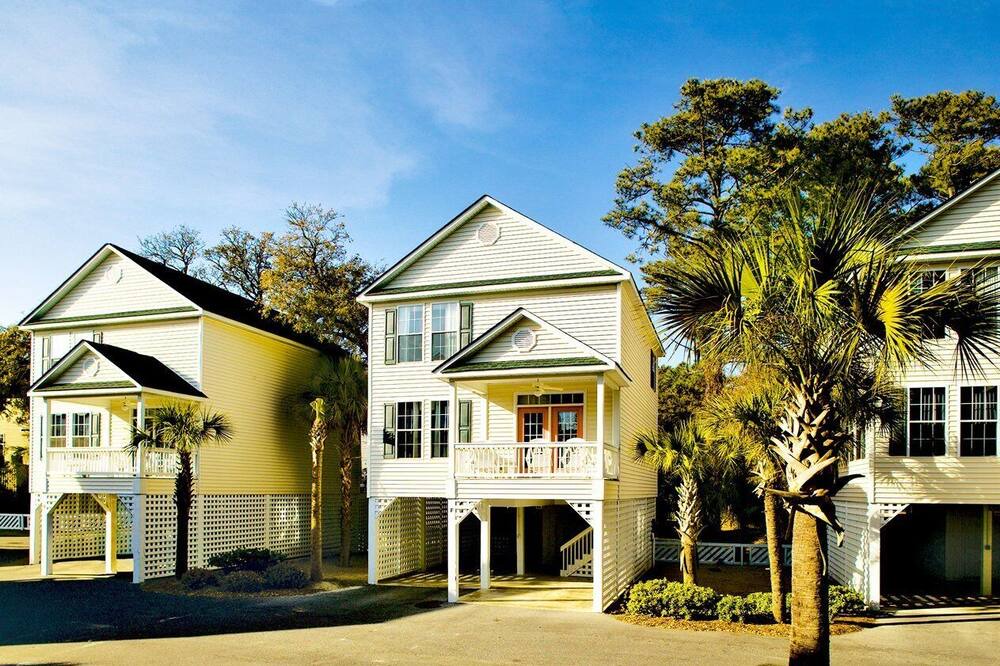 Photo of Others in Edisto Island