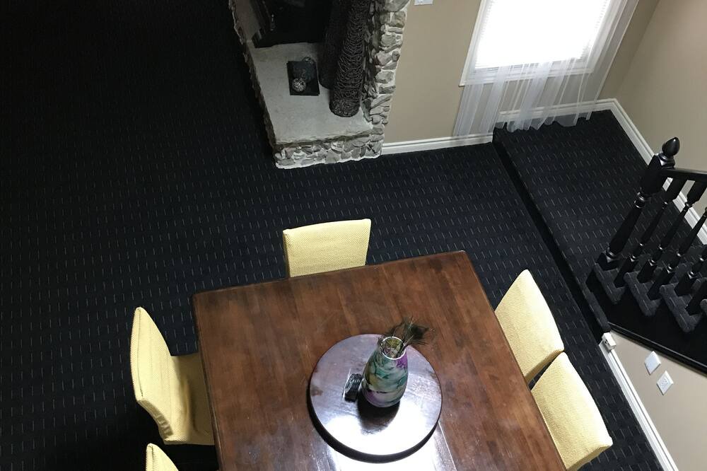 Photo of Kitchen in Dundas
